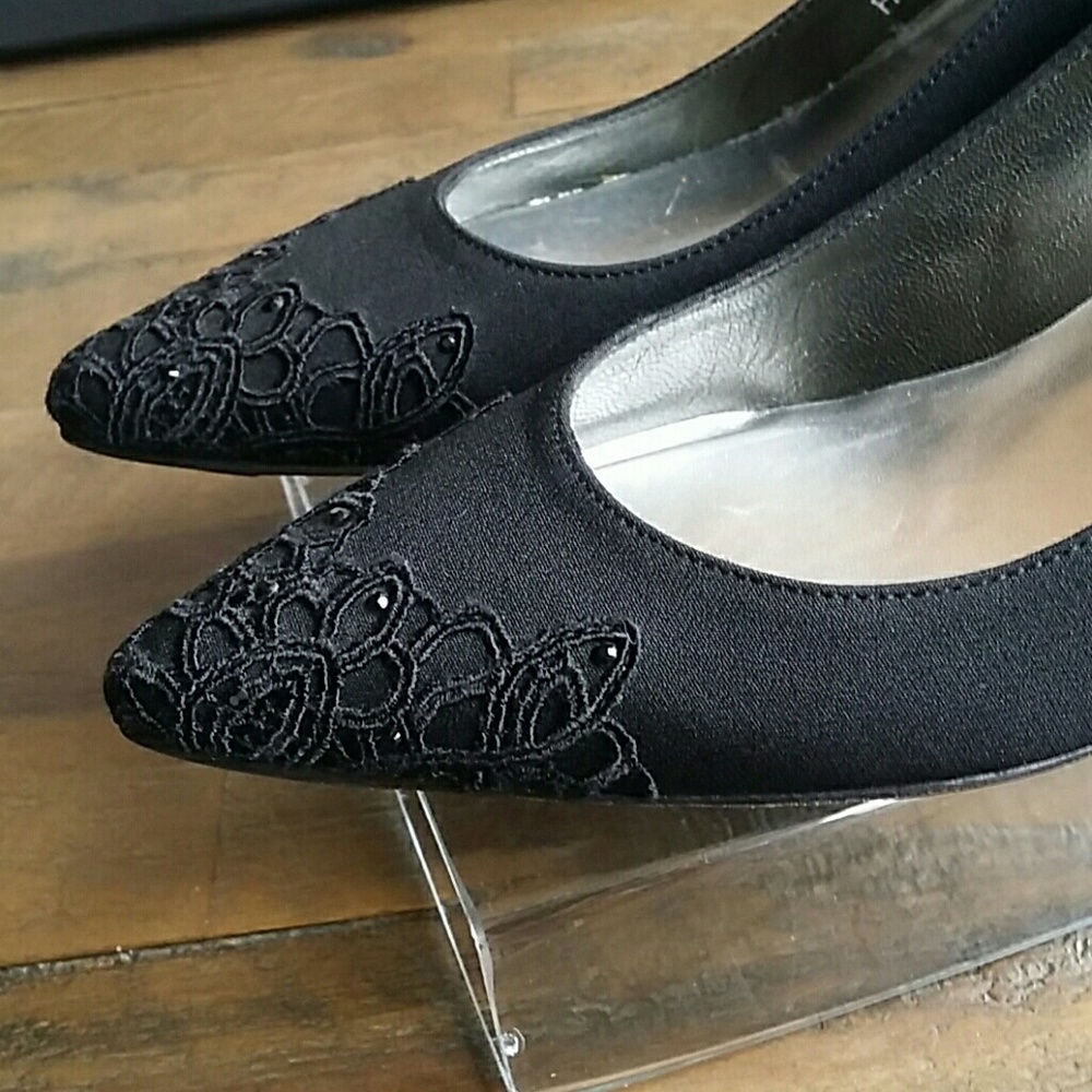 Stuart Weitzman Pumps - image 2